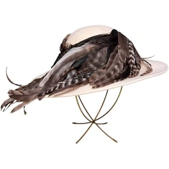 Vintage Jack McConnell Feather Hat, Cream Felt Wide Brim, Real Feathers, Rare - Picture 12 of 12